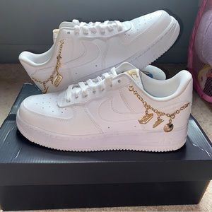 Nike Women's Air Force 1 '07 LX "Lucky Charms" Shoes